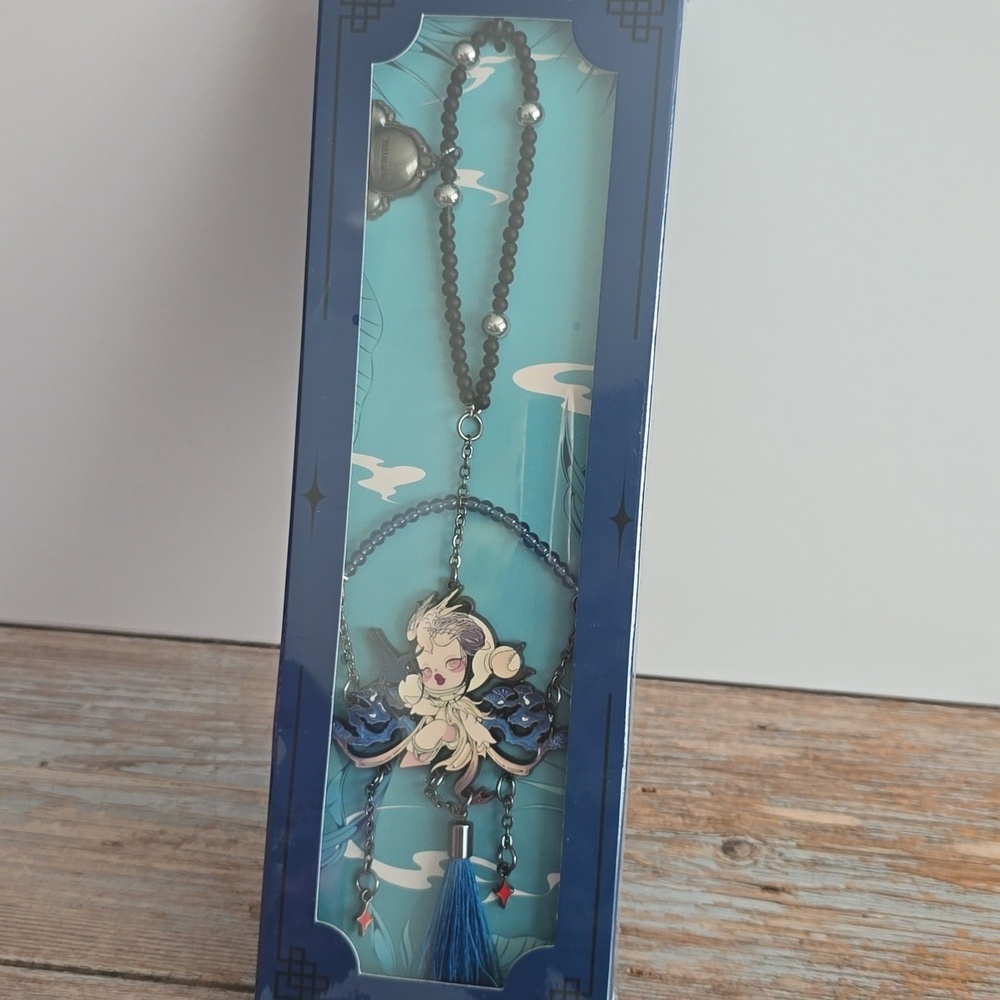 Popmart SkullPanda-The Mirage Series Pendant - Picture 4 of 5